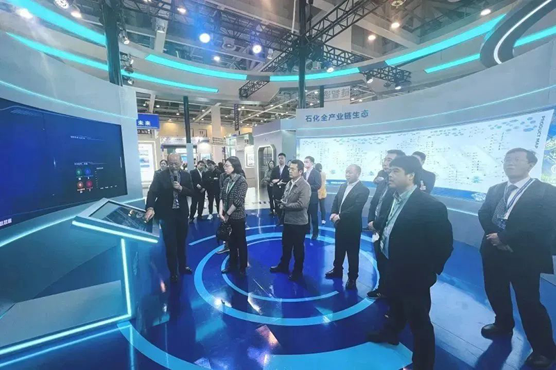 聚链智造 共享未来 | 2023年尊龙官网登录人生就是博登录·易派客工业品展圆满落幕